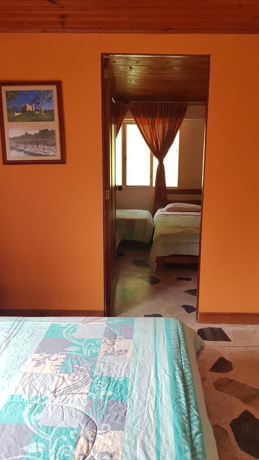 ホテル Balneario Chorillano ビリャビセンシオ エクステリア 写真